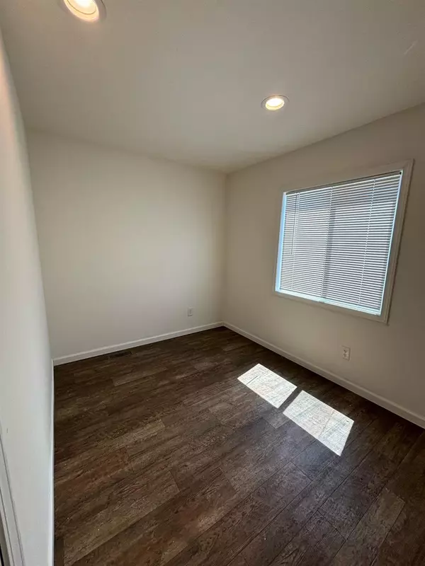 Sacramento, CA 95842,7309 Topanga LN