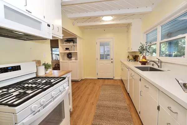 Woodland, CA 95695,1116 4th ST