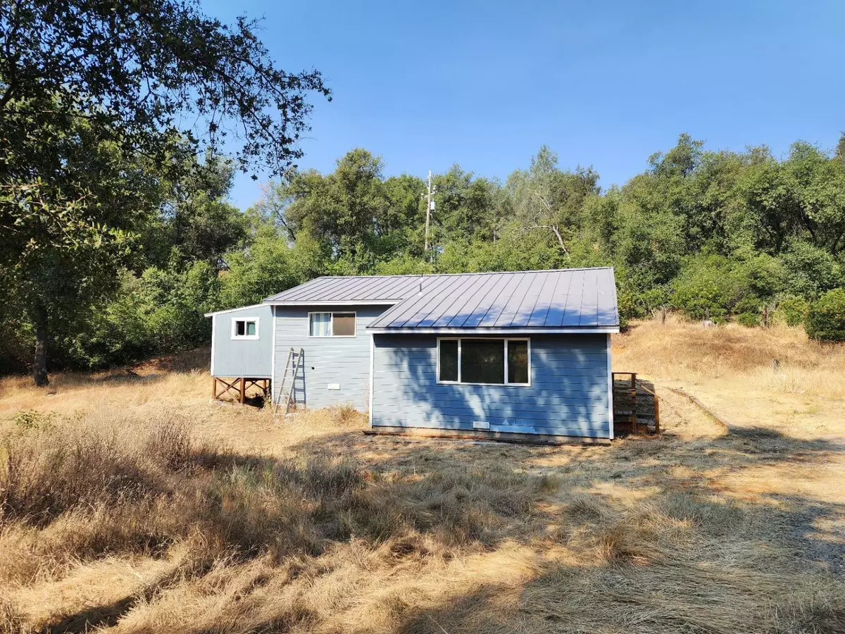 Sonora, CA 95370,18241 Berry LN