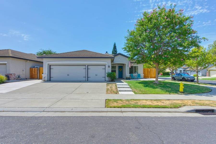 12 Rosemary CT, Roseville, CA 95678