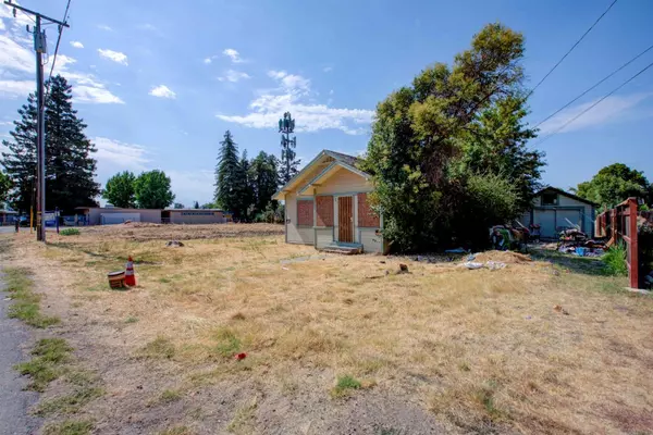 Merced, CA 95340,1490 Cameron LN