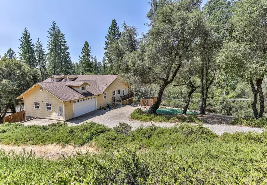 820 Poverty Hill DR, Placerville, CA 95667