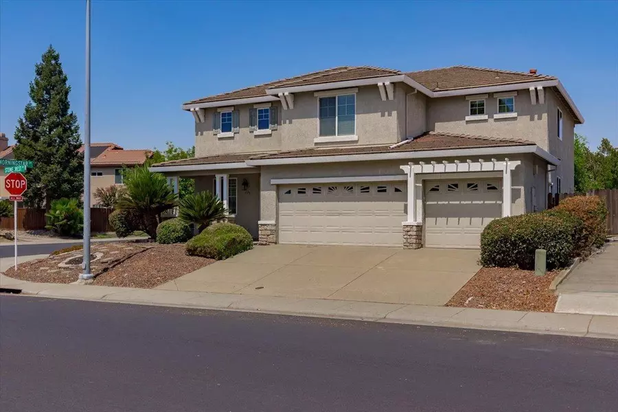 1976 Stonecrest DR, Roseville, CA 95747