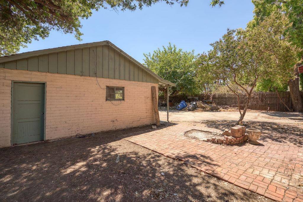 Patterson, CA 95363,260 E Las Palmas AVE