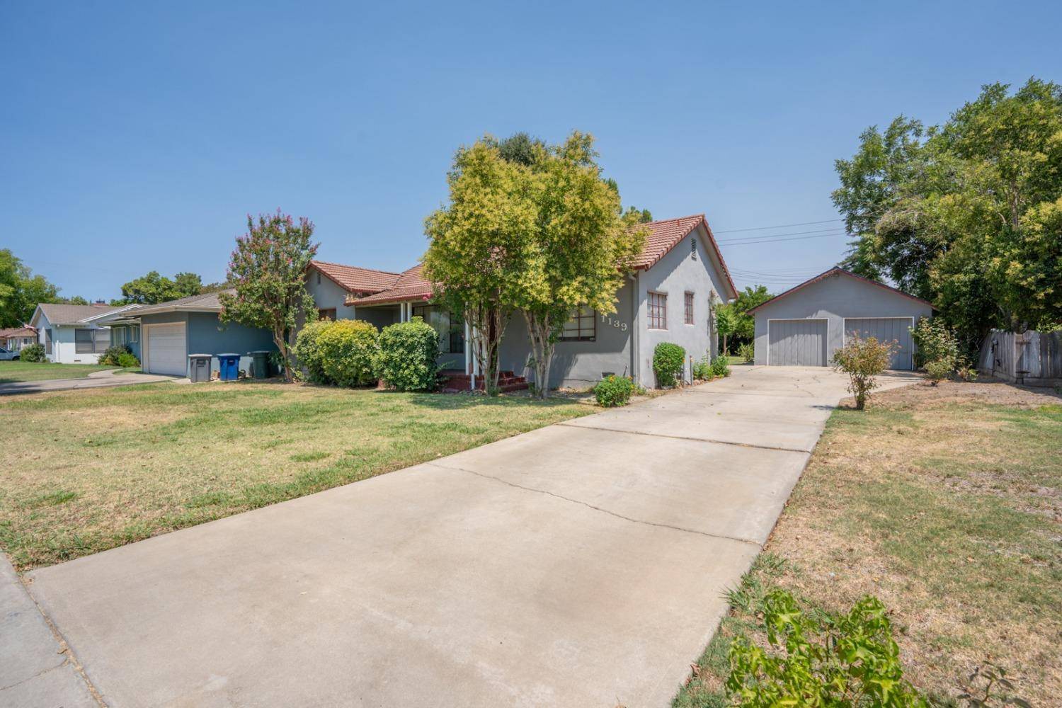 Merced, CA 95340,1139 W 19th
