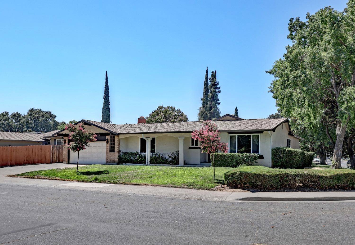 177 Glenville CIR, Sacramento, CA 95826