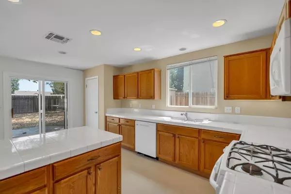 Cameron Park, CA 95682,4911 Whitman CT