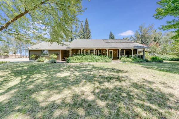 10211 Badger Creek LN, Wilton, CA 95693