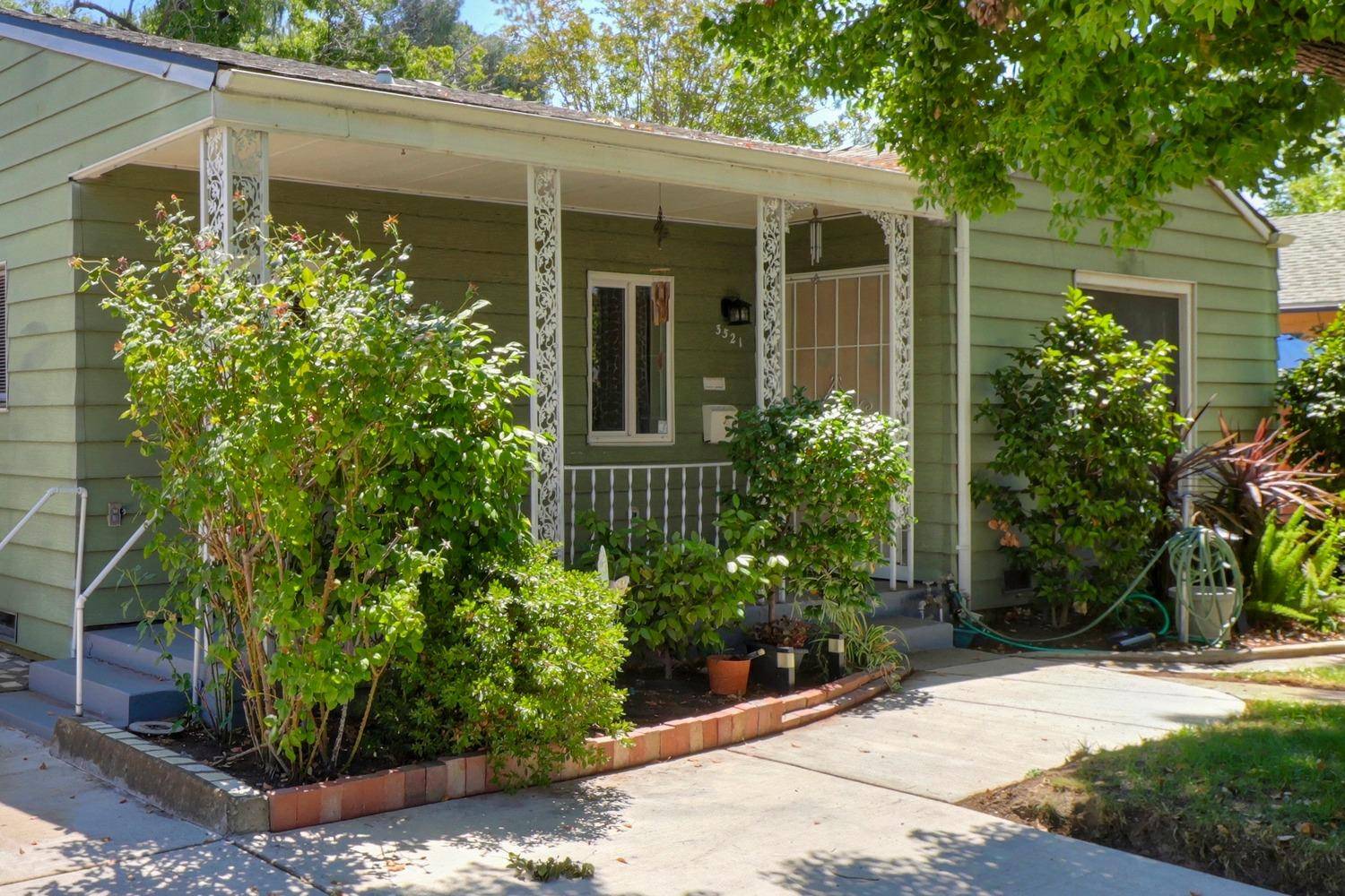 Sacramento, CA 95820,3521 56th ST