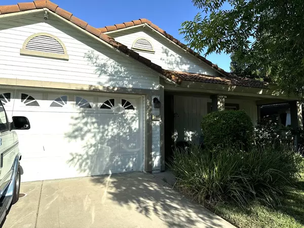 2207 BLUEJAY WAY,  Lodi,  CA 95240