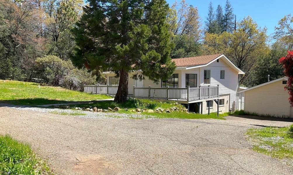 23931 Westpoint Pioneer RD, West Point, CA 95255