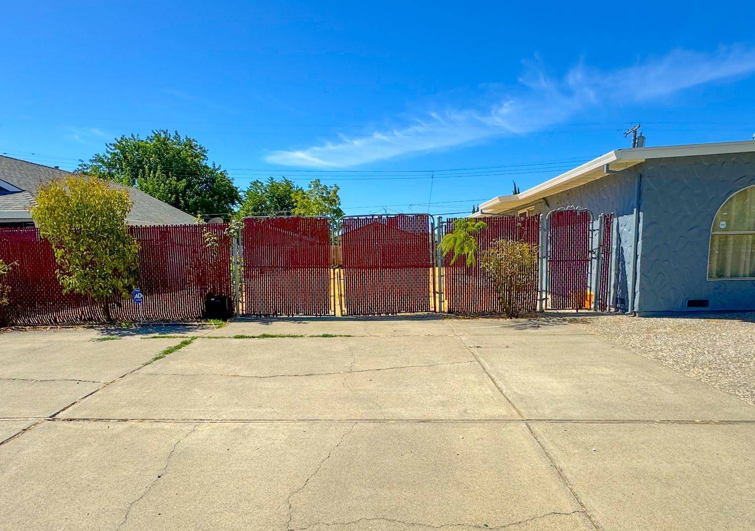 Sacramento, CA 95824,7922 35th AVE