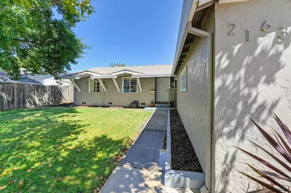 Sacramento, CA 95822,2163 Montecito WAY