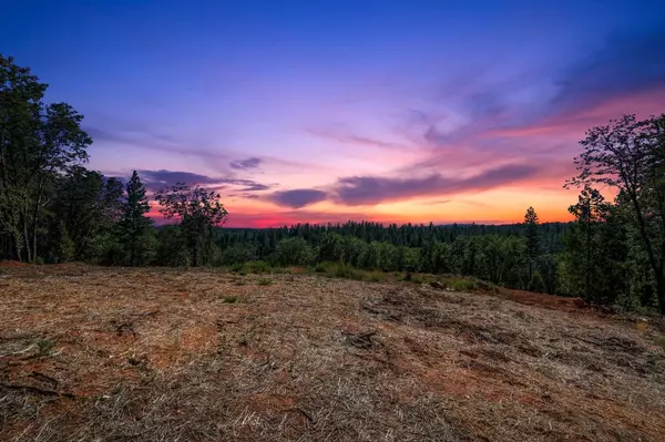 15722 Lower Colfax RD, Grass Valley, CA 95945