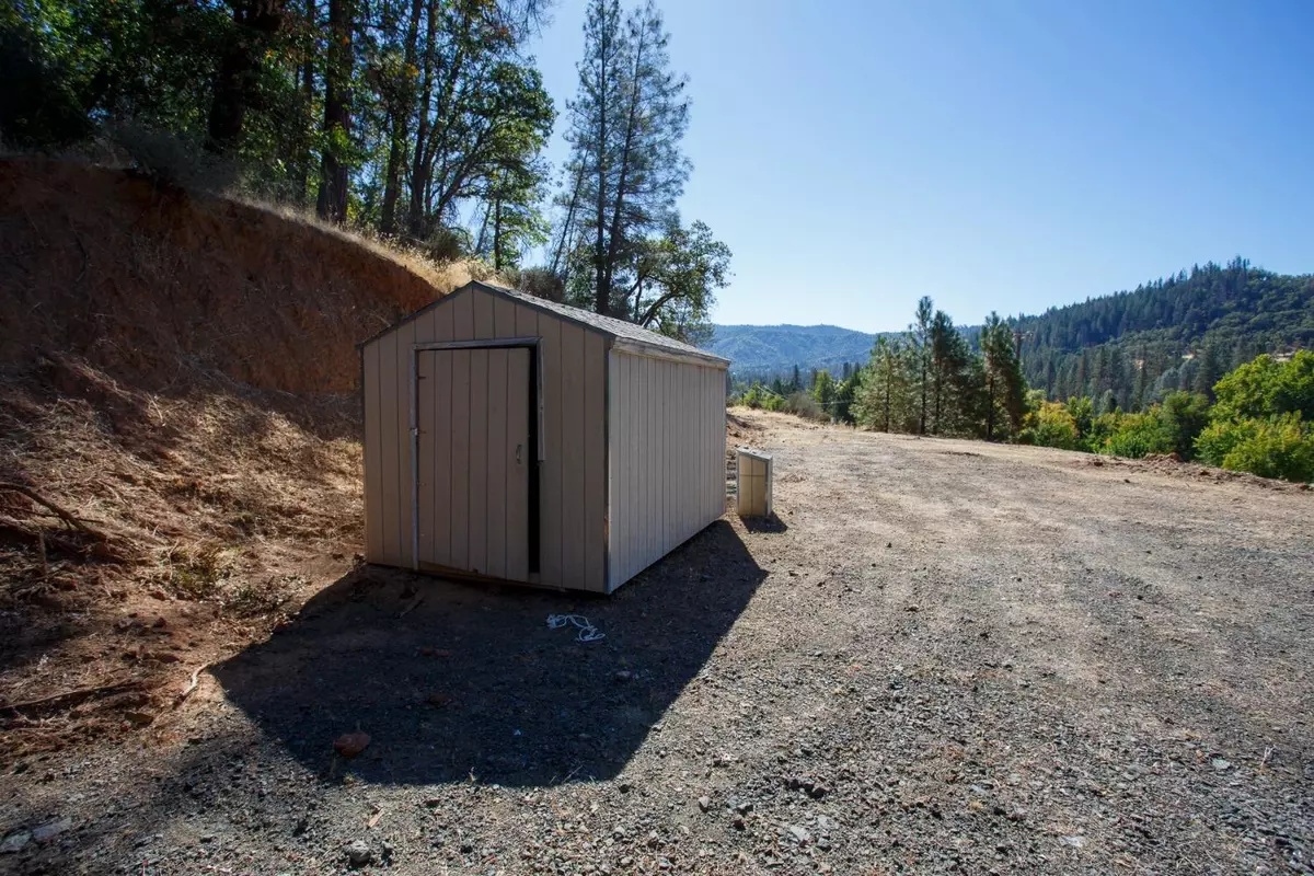 Lewiston, CA 96052,7361 Rush Creek RD