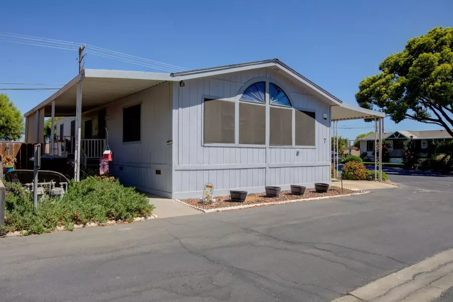 19667 American AVE #7, Hilmar, CA 95324