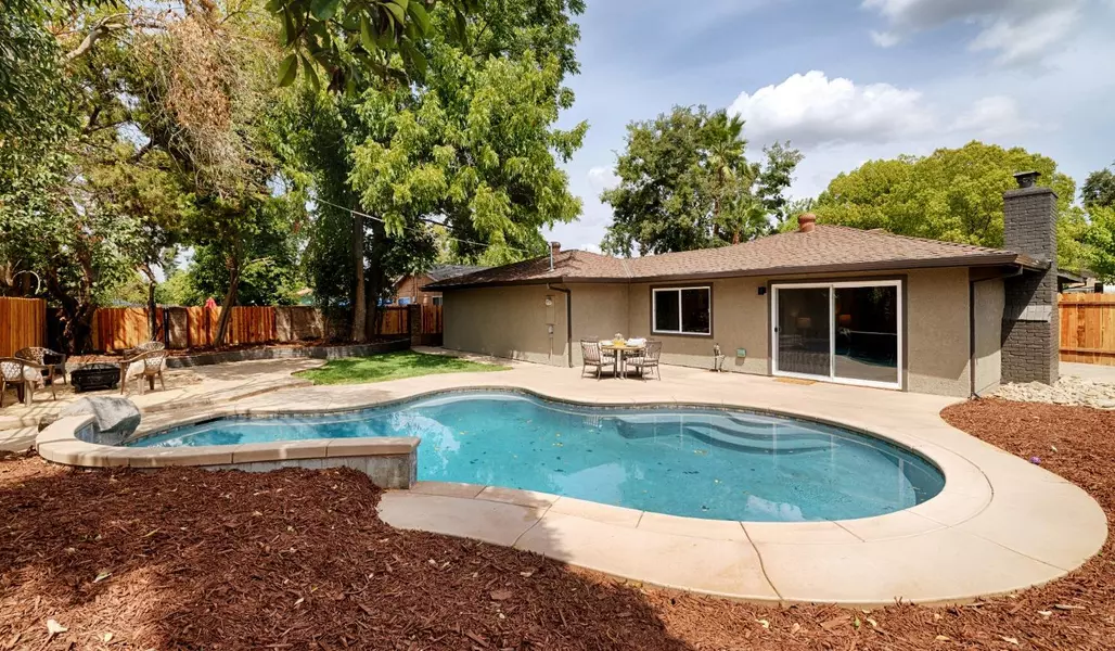 10409 Georgetown DR, Rancho Cordova, CA 95670