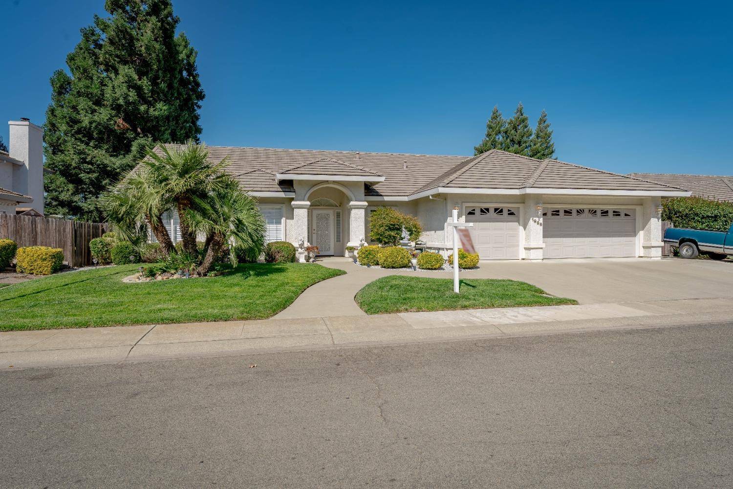 Yuba City, CA 95993,1996 Pepperwood DR