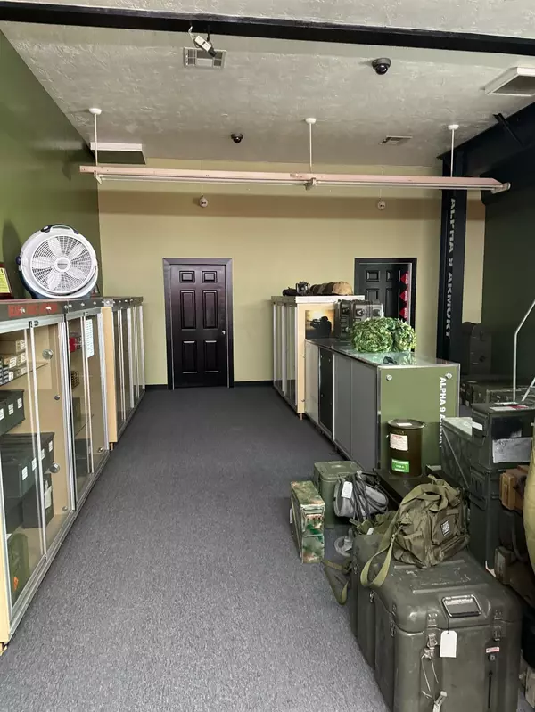 Modesto, CA 95354,1325 Yosemite BLVD