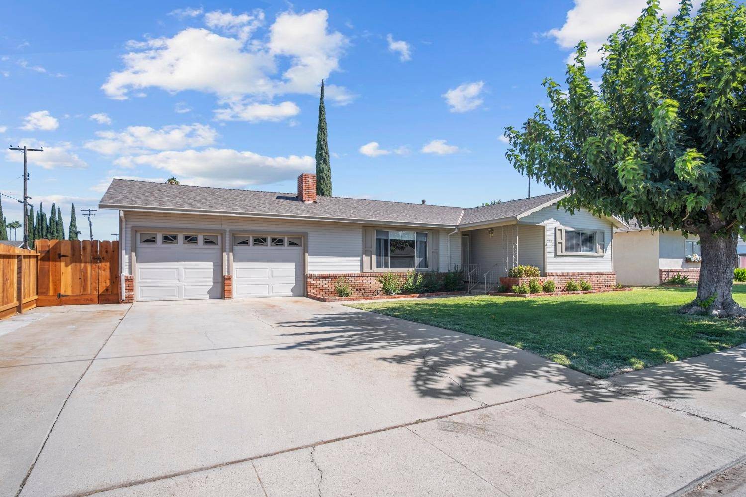 2309 Acorn LN, Ceres, CA 95307