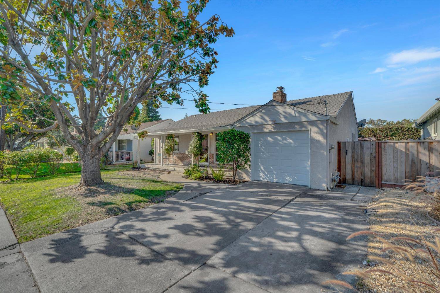 17465 Via Arroyo, San Lorenzo, CA 94580