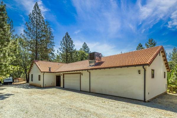 1483 W Forty RD, Mokelumne Hill, CA 95245