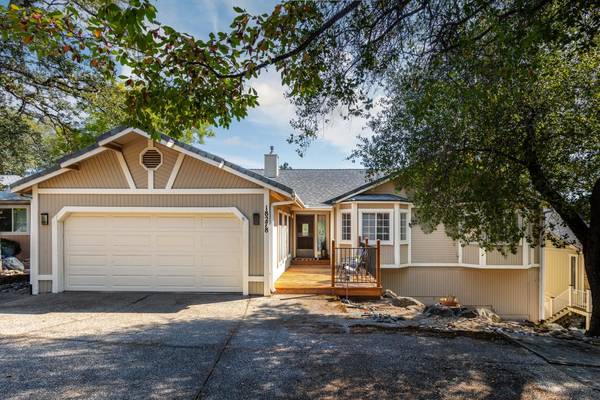 18278 Hummingbird DR,  Penn Valley,  CA 95946