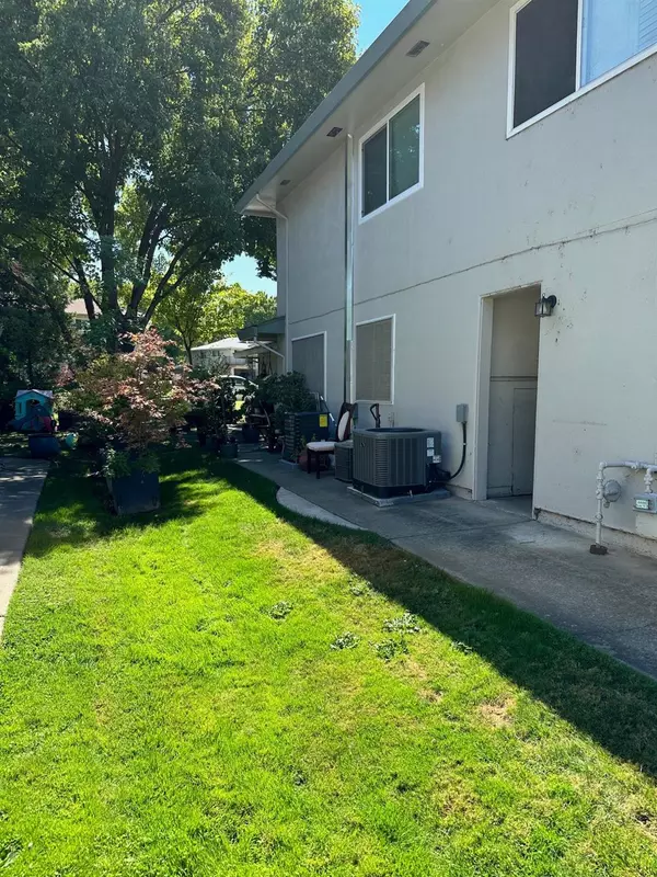 Citrus Heights, CA 95621,6289 Cavan DR #3