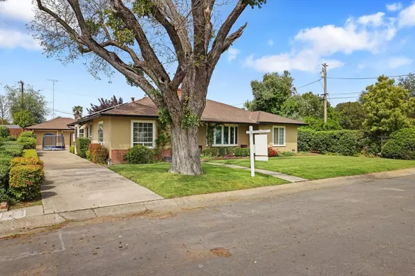 Oakdale, CA 95361,15 Barton