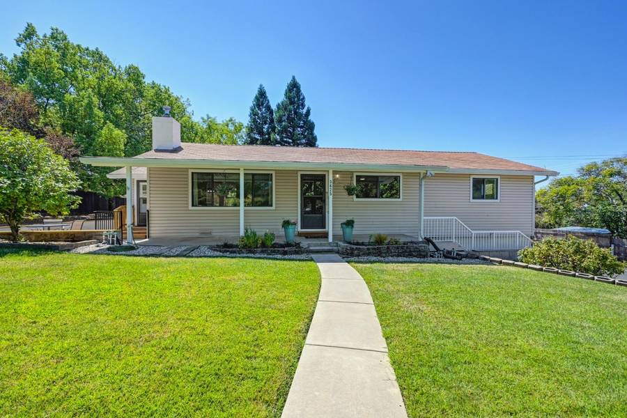 3625 Bell RD, Auburn, CA 95603