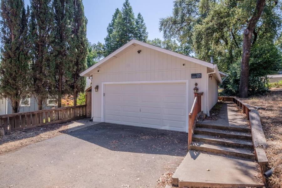 125 Easy WAY, Auburn, CA 95603