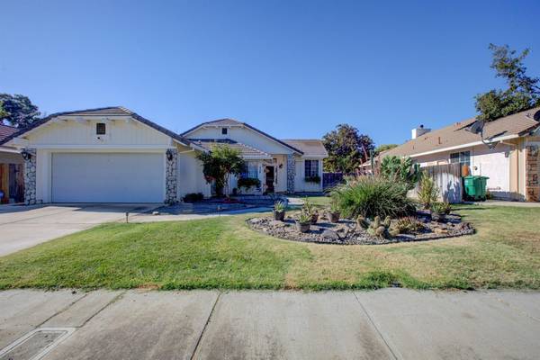 715 Foothill ST, Los Banos, CA 93635