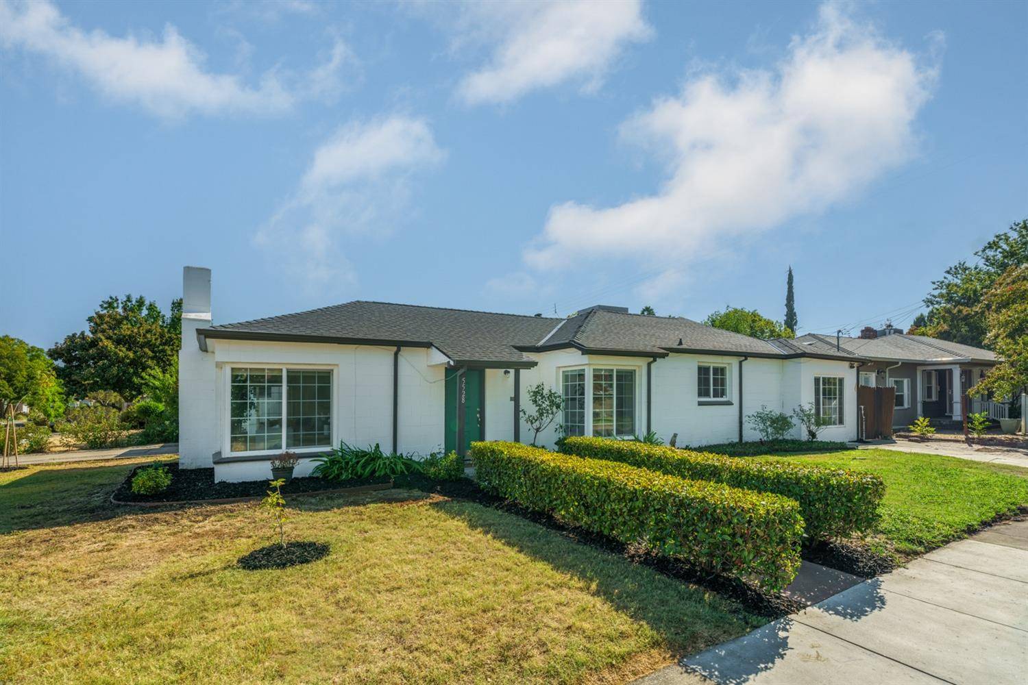 Sacramento, CA 95820,5528 11th AVE