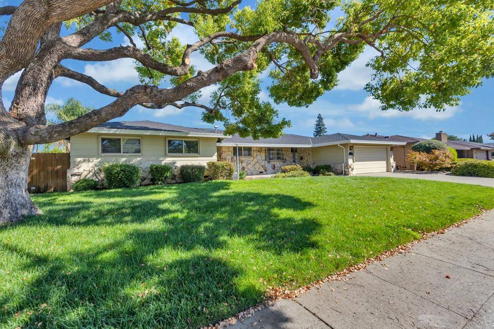 1305 San Augustine WAY, Sacramento, CA 95831