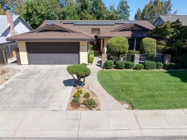 1075 Douglas Fir DR, Manteca, CA 95336