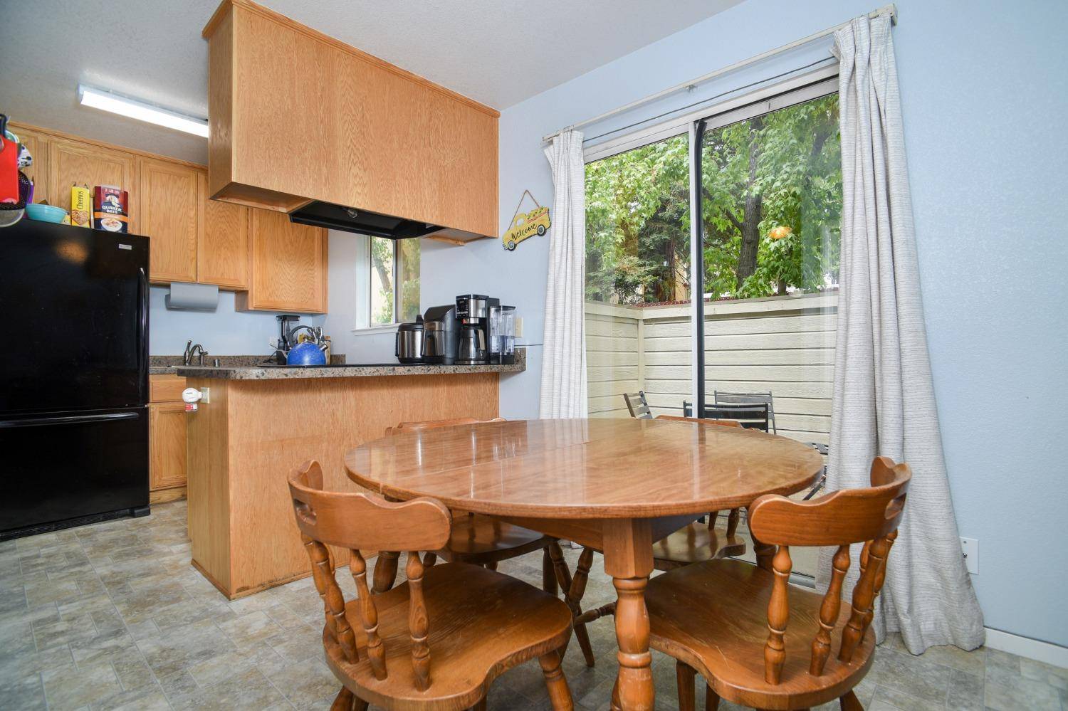 Sacramento, CA 95826,9127 Newhall DR #32
