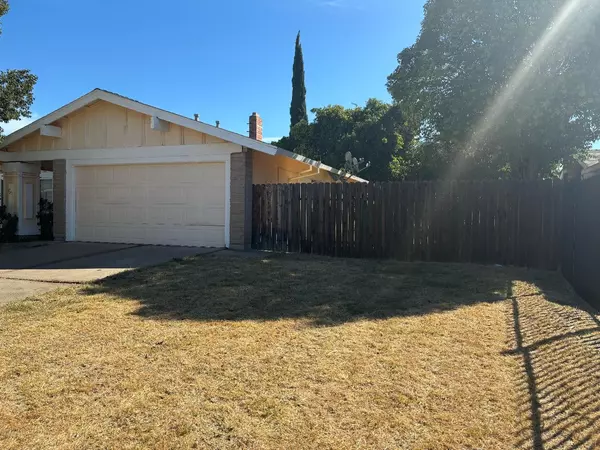 Sacramento, CA 95823,53 De Fer CIR