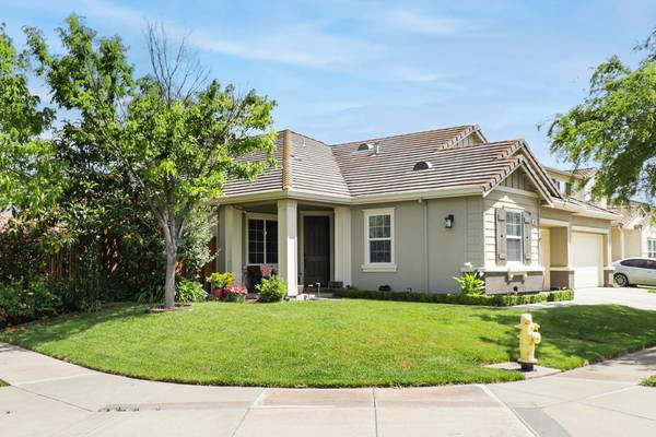 3855 Bridgeway Lakes DR, West Sacramento, CA 95691