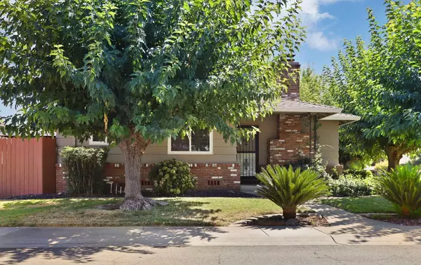 Sacramento, CA 95822,1025 Woodshire WAY