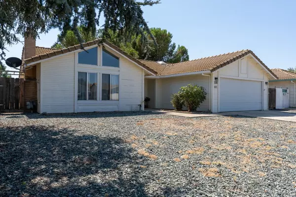 1331 Chukar ST, Los Banos, CA 93635