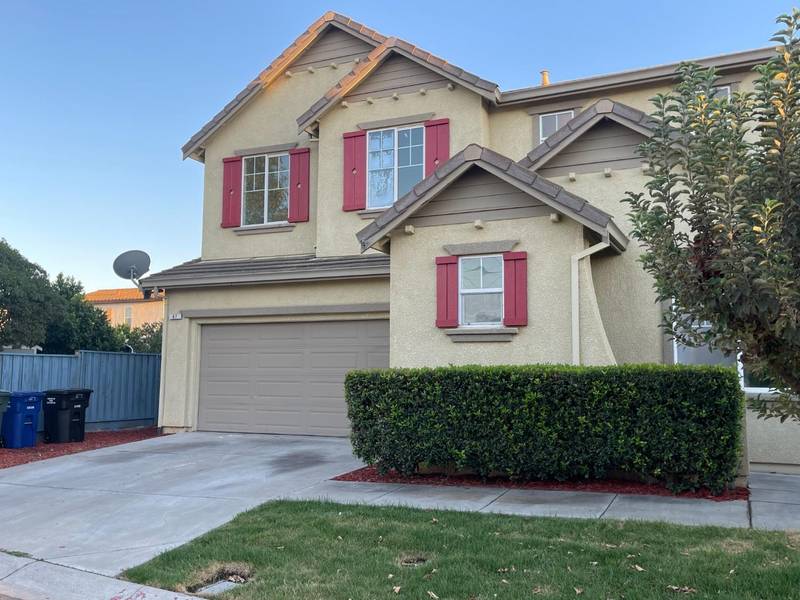 67 Honeysuckle CT, Pittsburg, CA 94565