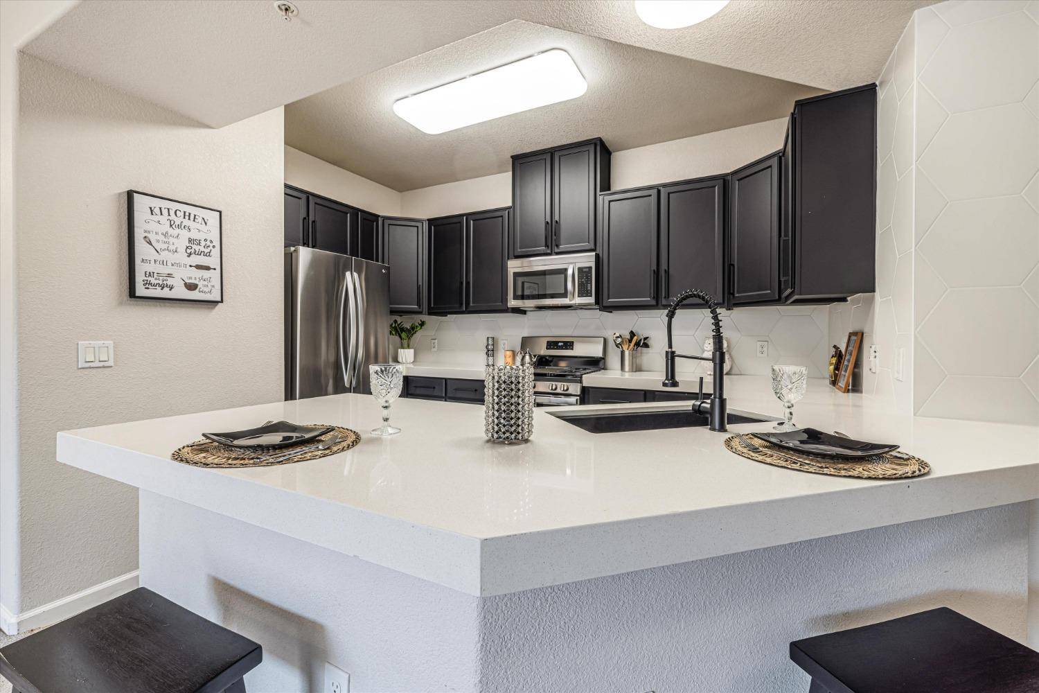 Folsom, CA 95630,900 Moon CIR #936