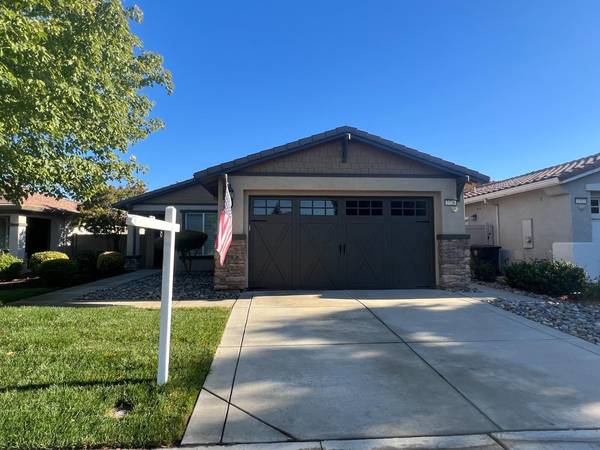 2326 Shadow Berry DR, Manteca, CA 95336