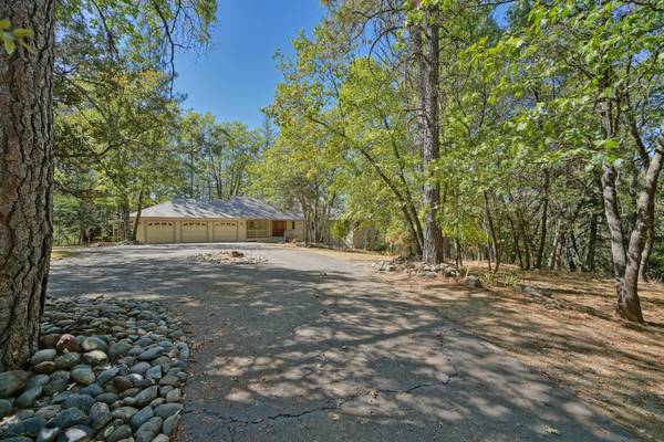 4800 Willye I Mine RD, Placerville, CA 95667