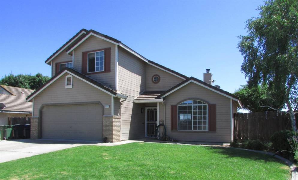 1560 Bluethroat DR, Turlock, CA 95382