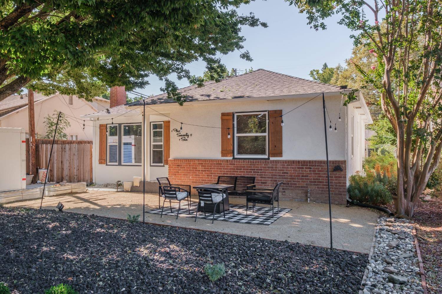 Sacramento, CA 95818,576 4th AVE