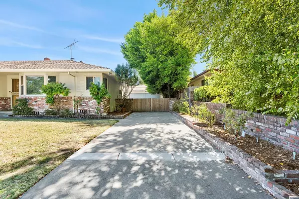 Sacramento, CA 95822,1116 34th AVE