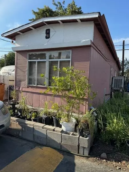 2635 W Fremont ST #9, Stockton, CA 95203