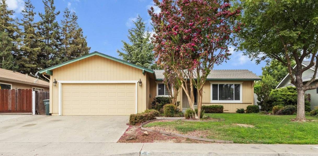 56 Willowood DR, Oakdale, CA 95361