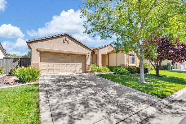 2712 Robinson Creek LN, Elk Grove, CA 95758